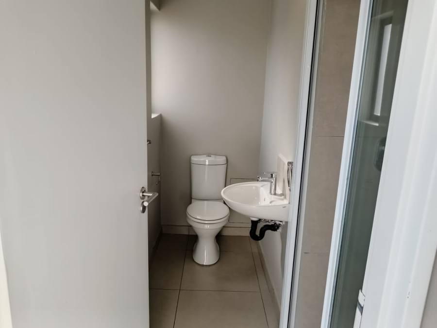 1 Bedroom Property for Sale in Nahoon Valley Park Eastern Cape